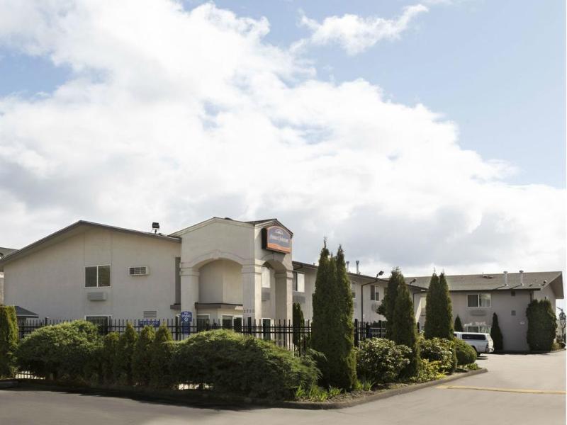 Howard Johnson By Wyndham Salem Exterior photo